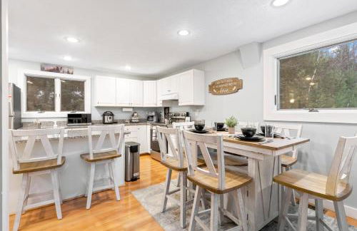 20Percent-off-Intro,15-min-to-SundayRiver,Hot-tub,Sauna,Pet-Kid-Friendly - Foto 25