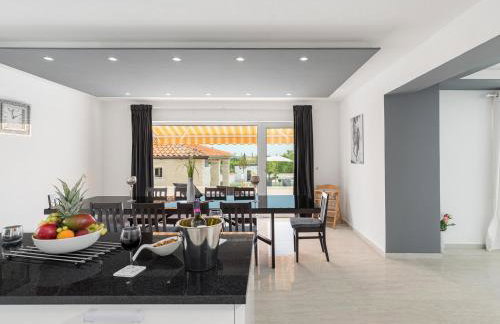 Villa Anela - Photo 14