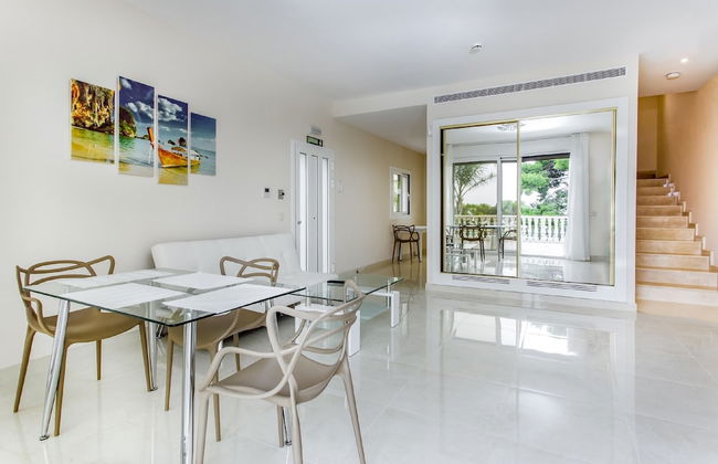 Calma Holiday Villas - Foto 28