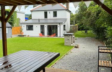 Detached 4 bed House - Brecon Beacons National Park - Foto 1