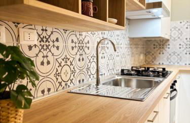 Maison Mezzanotte Mansarda Chic in Centro con Parcheggio Privato - Foto 13