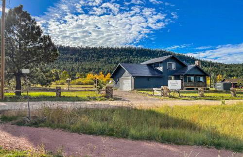 Whispering Hollow Lodge on Greer Main St! - Foto 46