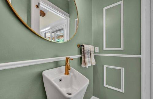 Cozy Small Studio Retreat by the River - Foto 37