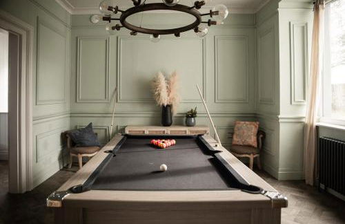 Luxurious Manor House with Sea Views - Sleeps 10 - Photo 2