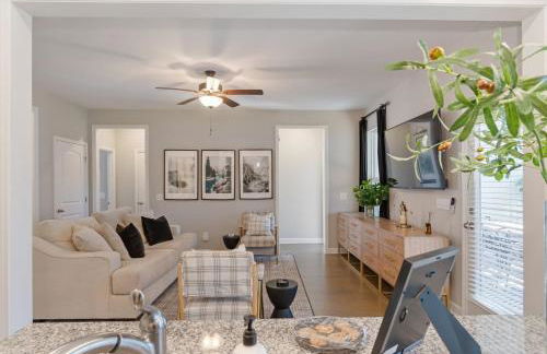 Cottage with 3 King Beds, 3 min to Marina, Fire Pit - Foto 26