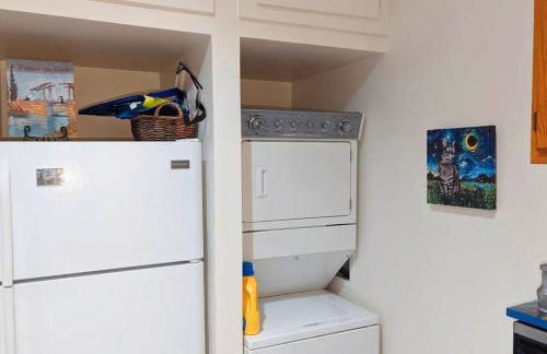 The Van Gogh Apartment - a cozy, creative retreat - Foto 13