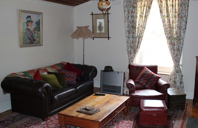 Hillside Cottage - Photo 4