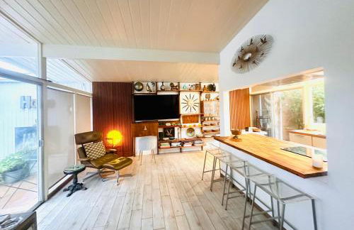 LOOK and BOOK! Midcentury Modern Home near Beach! - Photo 15