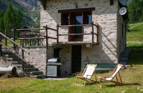 Casa Cantone Devero-baita storica con balcone e giardino, posizione comoda e soleggiata- spazio biciclette - Foto 10