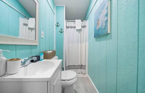 Gorgeous Home with Huge Private Pool and Game Room - Foto 53