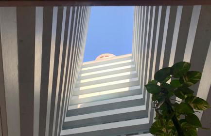 OCEAN FRONT ÍCONE ARQUITETÔNICO de Artacho Jurado Conforto WiFi 500mb Varanda e Vista Magnifica do Mar - Foto 49