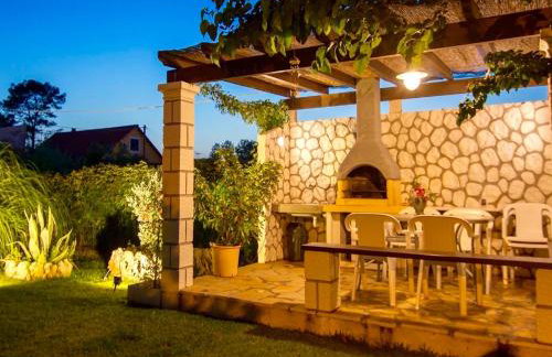 Asteraki Poolside Apartment by DadoVillas - Foto 10