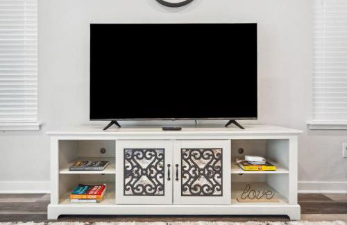 Joyous 3BD House in the heart of Fort Worth - Photo 52