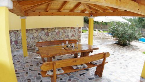 House Sandi, village Juršići - Foto 4
