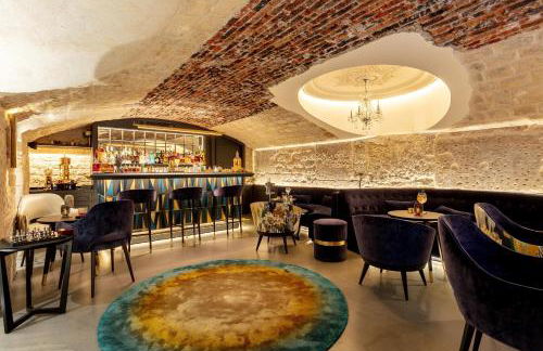 Hôtel Roi de Sicile - Rivoli - Photo 67