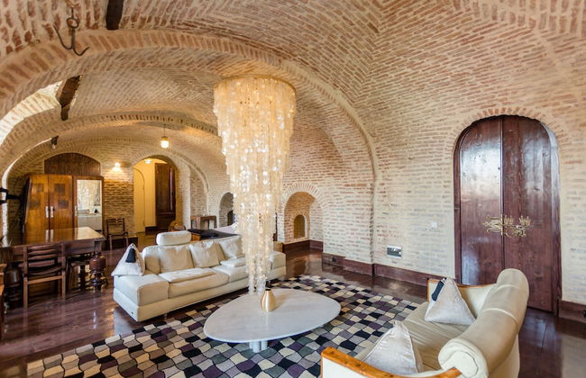 Castle in Old Town - Photo 24