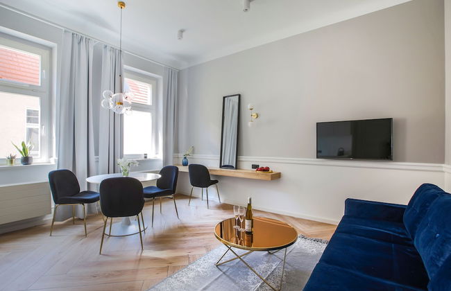 Homewell Boutique Apartments - Photo 25