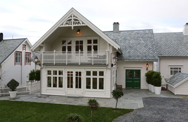 Alnes Gård - Photo 1