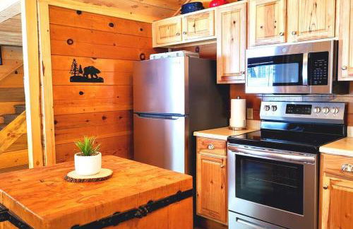 Sequoia Splendor, inside Kings Canyon NP by Visitors Center - Foto 7