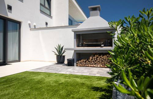 Villa Supernus with Heated Pool - Foto 14