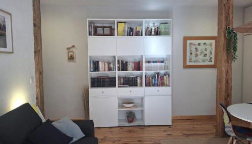 Apartamento REFORMADO -75m - VISTAS a la montaña y al rio - Wifi - TRASTERO en planta calle - Junto a Parking publico - Foto 4