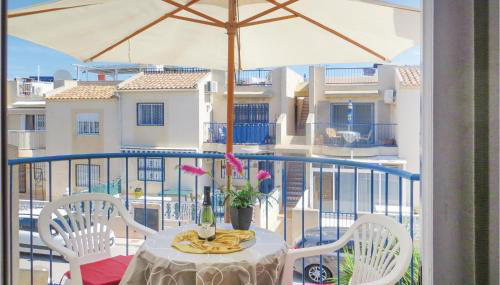 Beautiful Apartment In Torrevieja - Foto 5