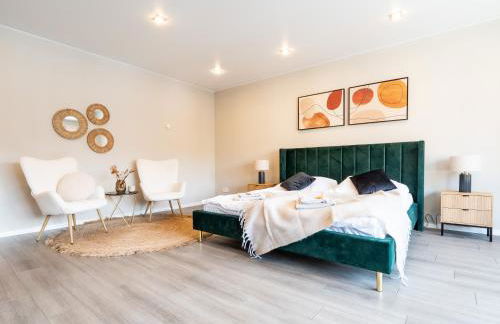 Design Apartment zentral für 6 in Andernach: Ausblick, WiFi, Küche - Photo 1