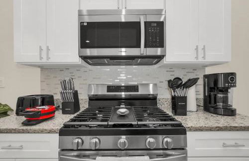 Enchanted Home Near Disney - Foto 9