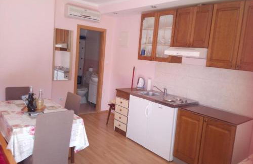 Family-friendly apartments with swimming pool Lozovac, Krka - 18961 - Foto 17