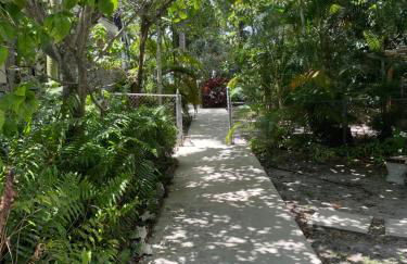 Unique Houseboat Modern and New - Foto 15