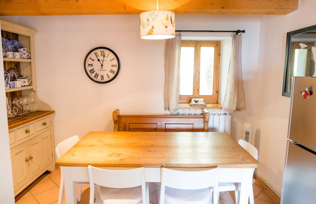 Home set in Olive Grove With Stunning Views - Foto 18