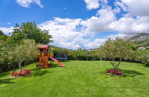 VILLA ROKO with 4 bedrooms, 32sqm heated pool - Photo 5