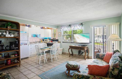 Majestic Beach Condo in Beachfront Resort in St Pete Beach - Foto 2
