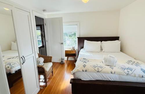 Secluded Lake Cottage with Hot Tub - Foto 14