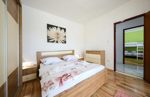 Holiday Home in Policnik with Private Pool - Foto 30