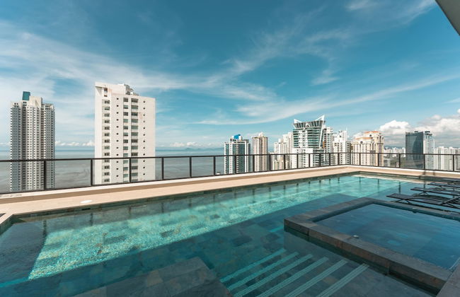 Arcadia Condo Suites - Photo 18