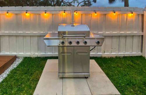 * NEW* The Bungalow Jupiter! - Moremoments Rentals - Foto 49