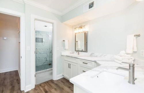 Shipwatch 418 - Luxury Oceanfront Penthouse in Isle of Palms - Foto 30