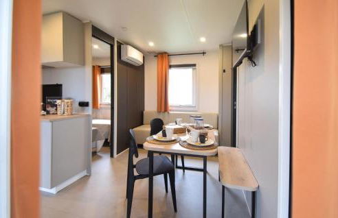 2 Bedroom Gorgeous Home In Tarquinia - Foto 12