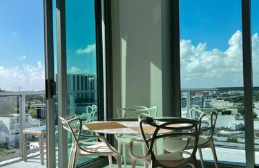 BRAND NEW TOP FLOOR IN THE HEART OF MIAMI - Foto 27