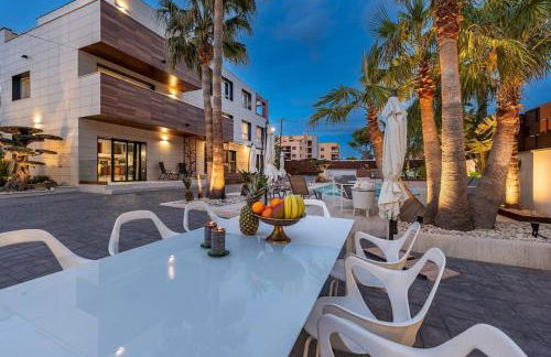 [Lusso e relax] con piscina a 2 minuti dal mare - Foto 6