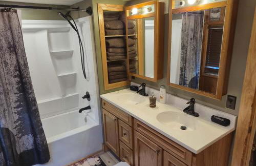 Lake and Lodge By KZOOBNB family - Foto 39