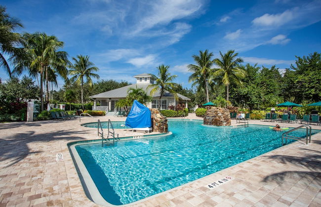 Messina Vacation Rental at Lely Resort. Spacious 3-BR, 2-Bath Condo with Lake Views and Handicap Accessibility. Enjoy Community Pool, Hot Tub, and Proximity to Naples Beaches and Dining - Foto 19