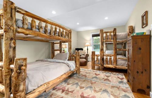 Vermont Retreat with private pool and tennis court - Foto 47