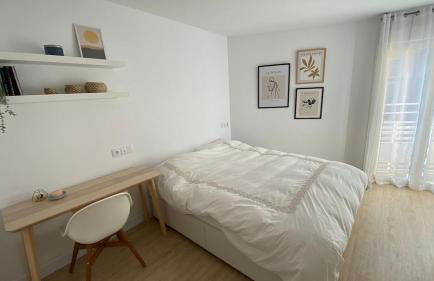 Centrally located and modern apartment - Photo 19