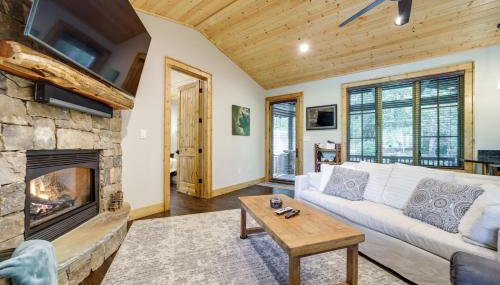 Lakefront Gem with Fire Pit in Chinquapin Resort! - Foto 5