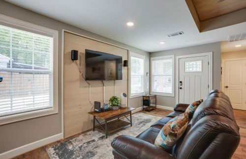 Lake Conroe Vacation Rental half Mi to Boat Launch! - Photo 2