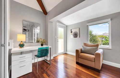 Steps to Beach, Pool, Backyard Oasis, Game Room - Foto 3