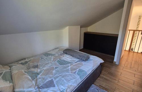 Dom pod lasem - Photo 7