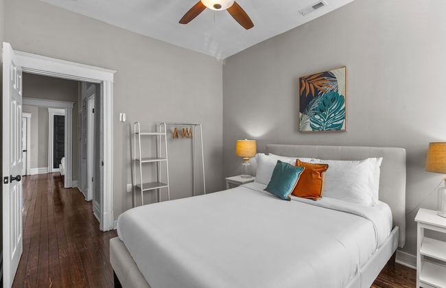 Cozy Shaw Sanctuary | JZ Vacation Rentals - Photo 2